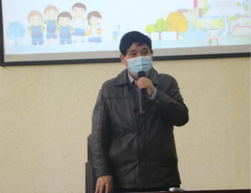 泸县梁才学校校长熊兴权代表校方表示感谢_meitu_2_meitu_3.jpg
