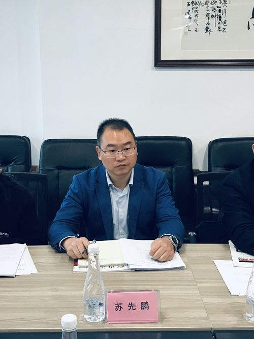 万州区发展改革委副主任苏先鹏介绍相关情况_副本.jpg
